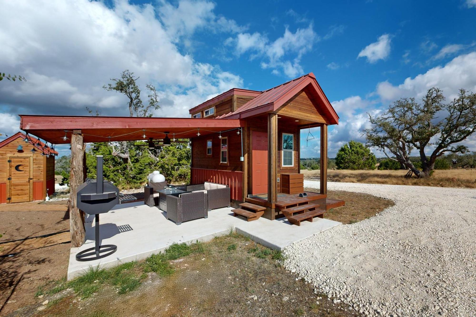 Red Cabin On The Ranch Hotel Harper Exterior photo